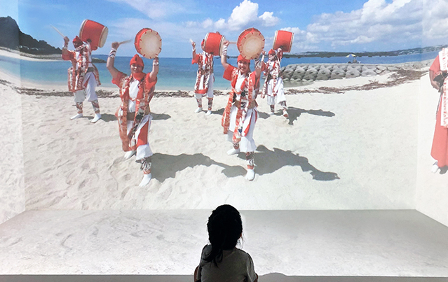 NTTドコモの未来体験空間「PL...